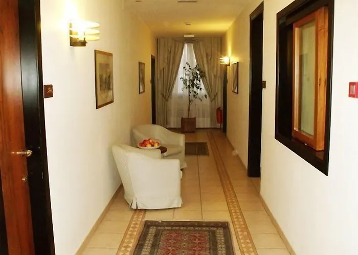 Domus Mariae Albergo