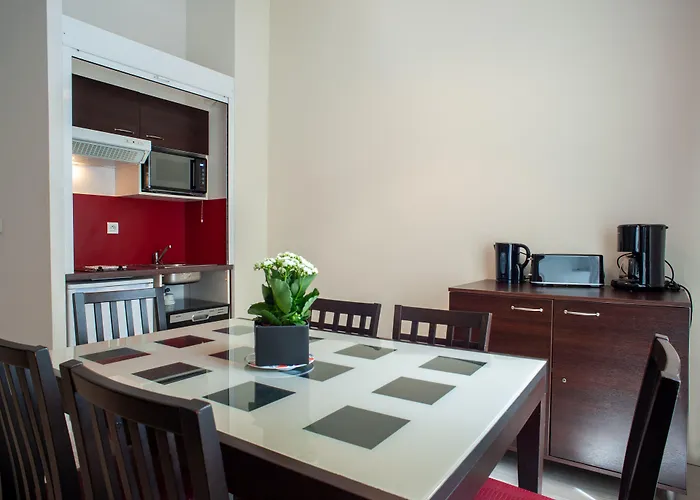Residence Vacanceole - Duguesclin
