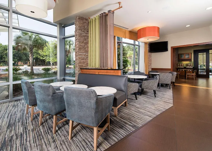 Hyatt Place Charleston Airport / Convention Center