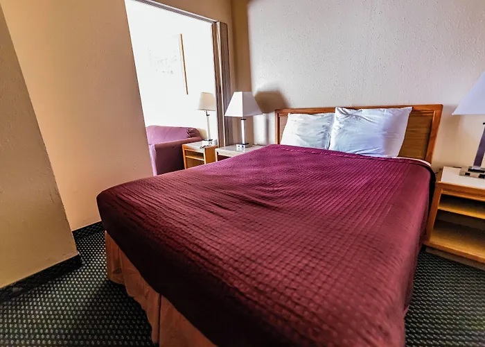 Fourwinds Inn