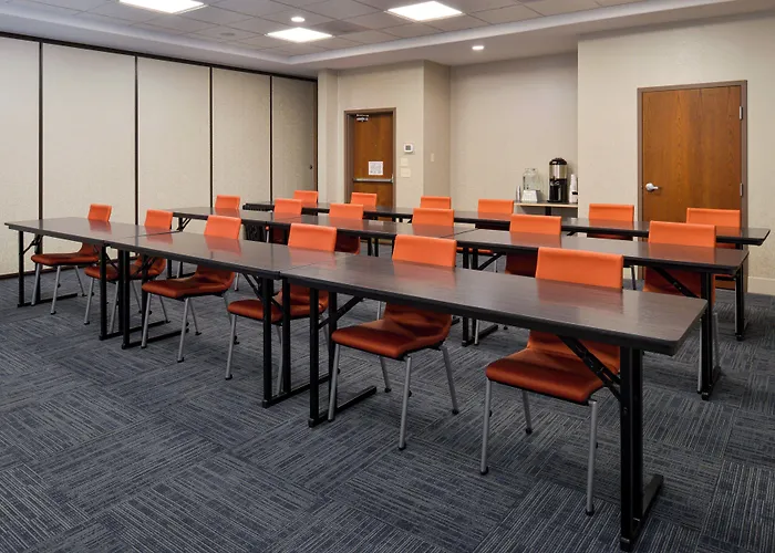 Holiday Inn Express & Suites Pueblo By Ihg