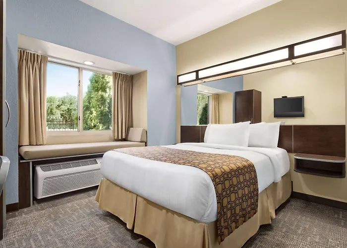 Microtel Inn & Suites By Wyndham Woodstock/Atlanta North