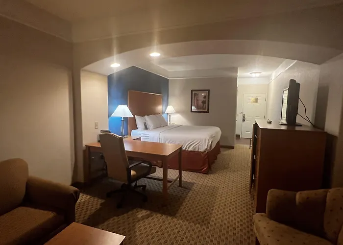 Baymont Inn & Suites Brenham