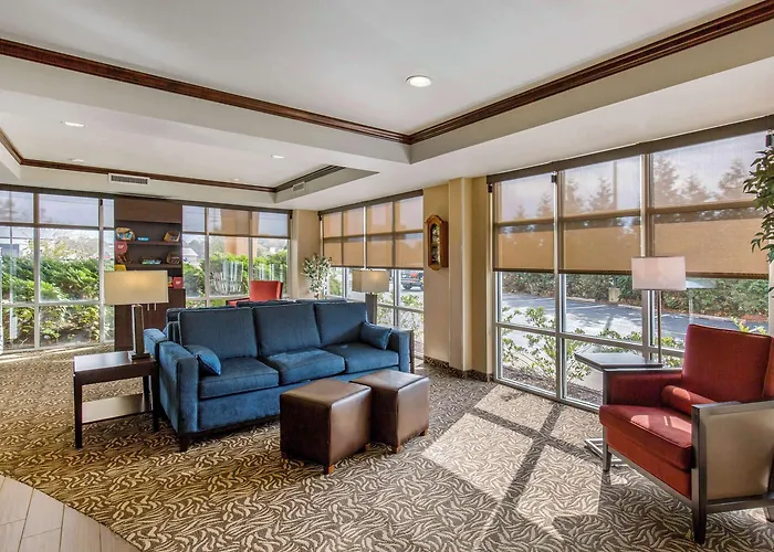 Comfort Suites Seaford