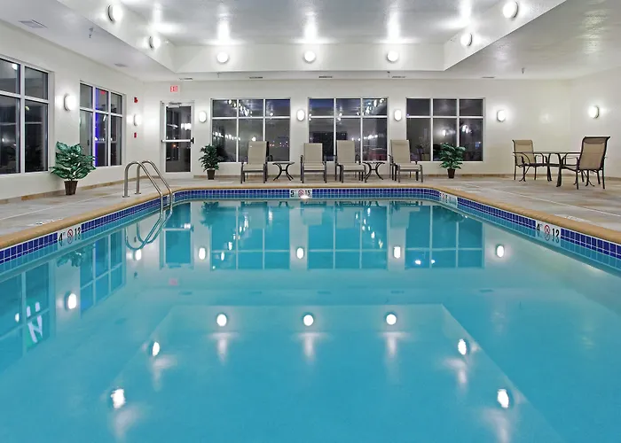 Holiday Inn Express & Suites Buffalo By Ihg