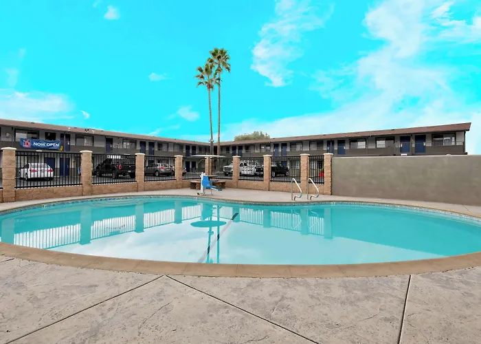 Studio 6 Suites San Bernardino, Ca