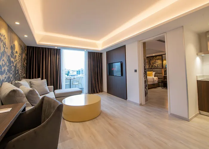 Almond Business Hotel