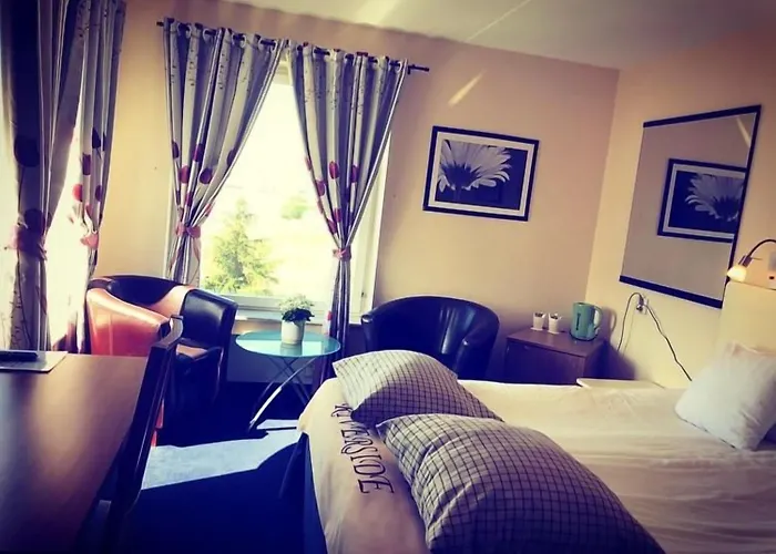 Hotel Riverside