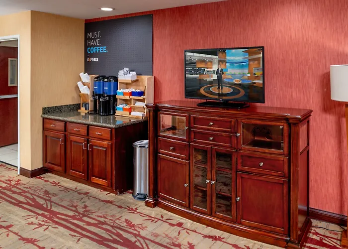 Holiday Inn Express And Suites Hazard By Ihg
