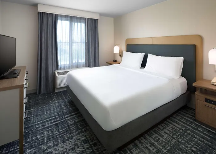 Homewood Suites By Hilton Newburgh-Stewart Airport