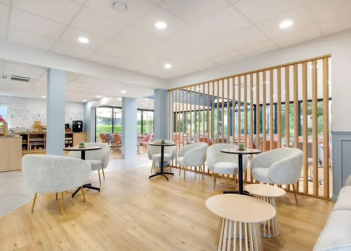 Brit Hotel Confort Rouen Nord - Eden