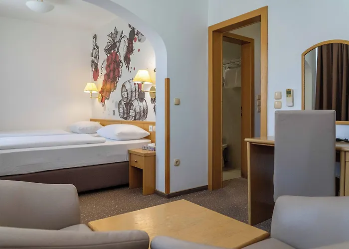 Hotel Piramida