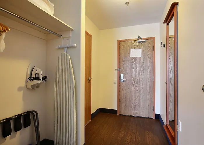 Super 8 By Wyndham Trois-Rivieres