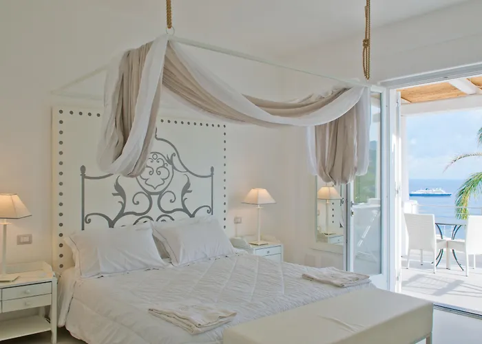 Hotel Villa Enrica - Aeolian Charme