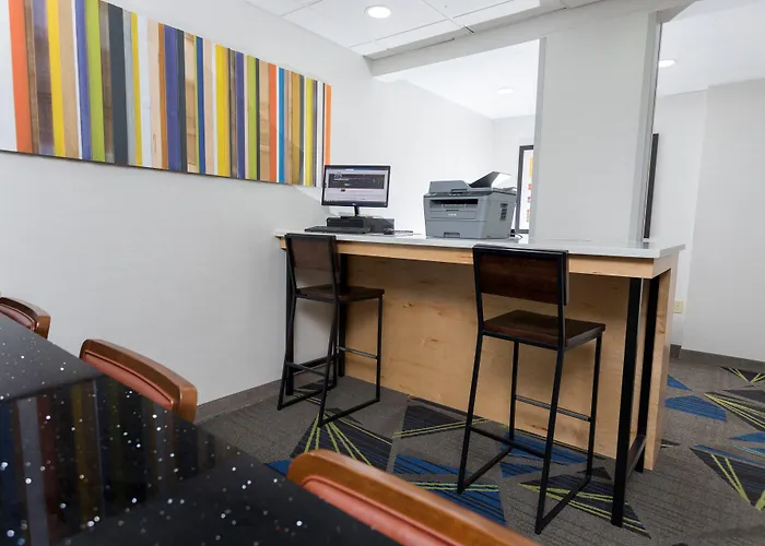 Holiday Inn Express Hotel & Suites Athens By Ihg