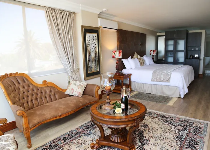 Misty Waves Boutique Hotel