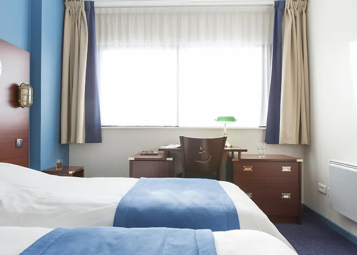 Hotel Les Gens De Mer Dunkerque By Popinns