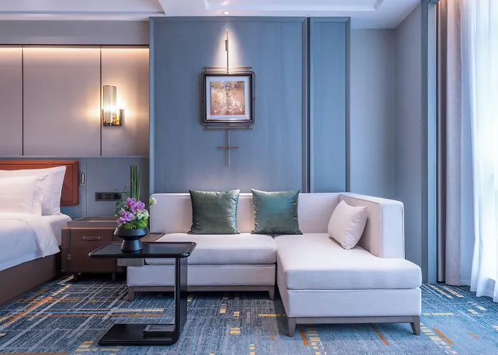 Wyndham Grand Plaza Royale Ningbo