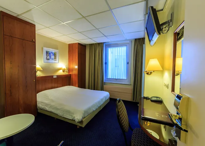 Hotel Pacific