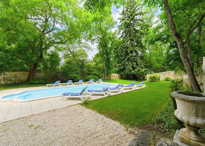 Logis Hotel Les Marechaux