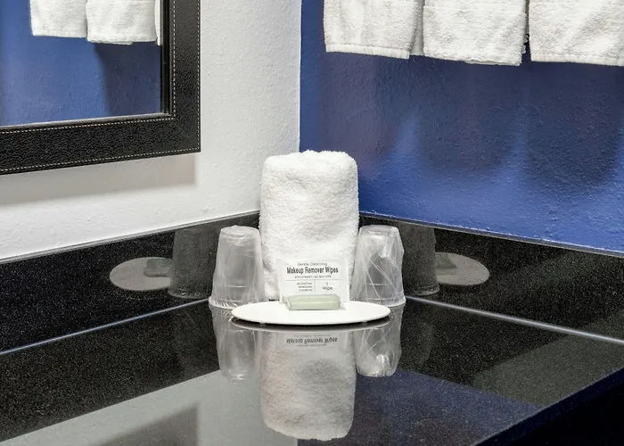 Fairfield Inn & Suites By Marriott Charleston North/Ashley Phosphate