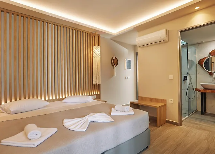 Iniohos Zante Hotel & Suites
