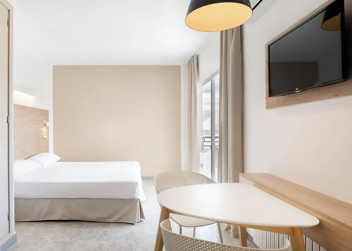 Sol By Melia Lunamar Palmanova Apartamentos - Adults Only