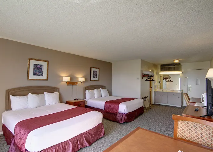 Desert Hot Springs Spa Hotel