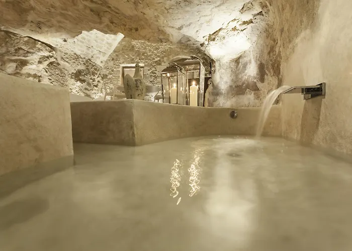 Locanda Don Serafino Historical Boutique Hotel