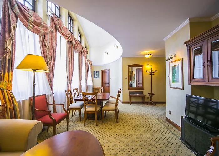 Hotel Opera