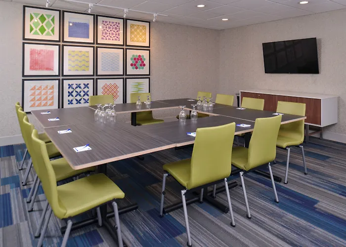 Holiday Inn Express Hotel And Suites Stevens Point By Ihg
