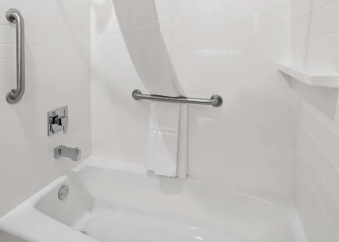 Best Western Plus Houston Atascocita Inn & Suites