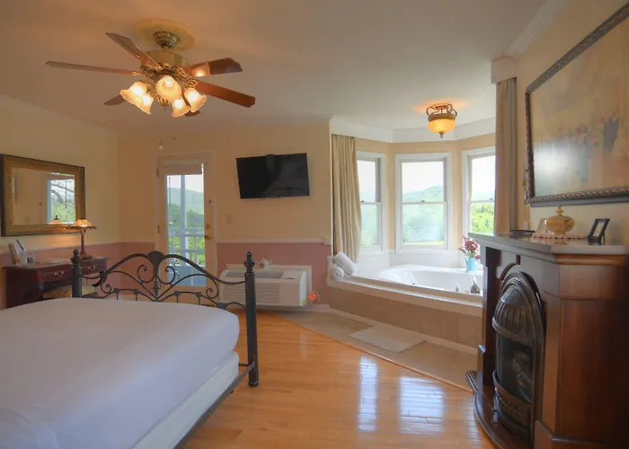 Blue Mountain Mist Country Inn