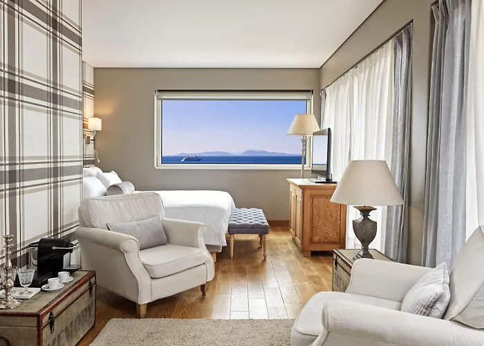 Seaview Cityscape Hotel