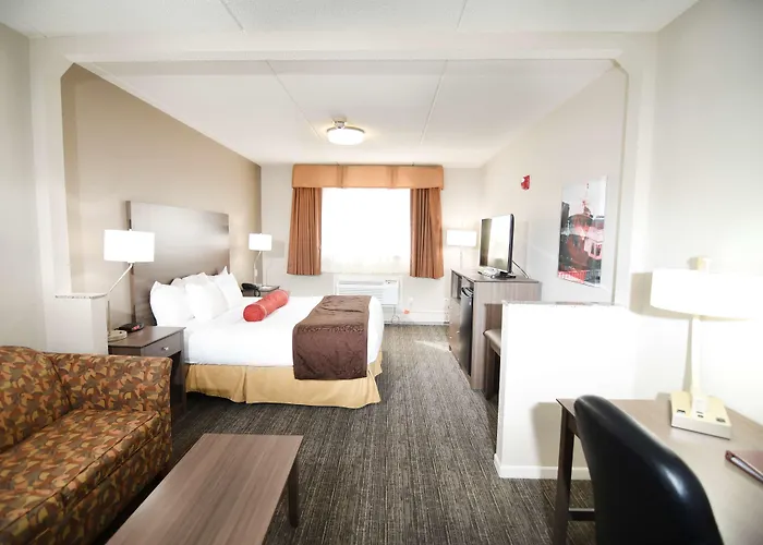 Best Western Plus Sandusky Hotel & Suites