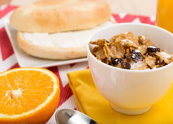 Pear Tree Inn St. Louis Airport