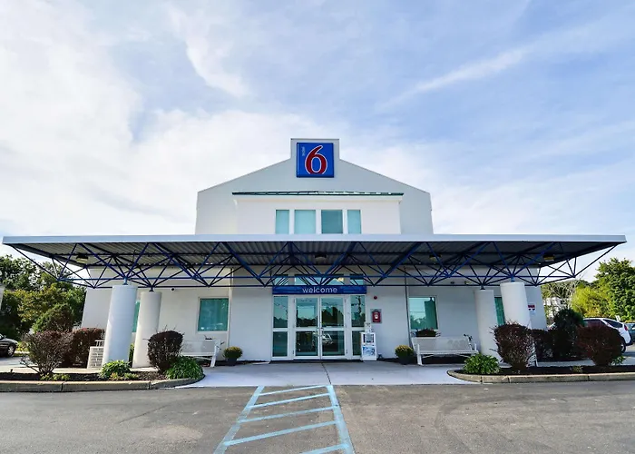 Motel 6-Tewksbury, Ma - Boston
