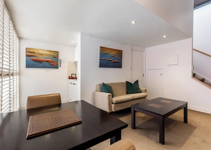 The Henry Jones Art Hotel