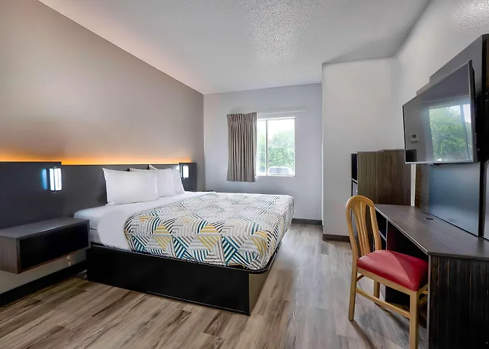 Motel 6-Benbrook, Tx - Fort Worth
