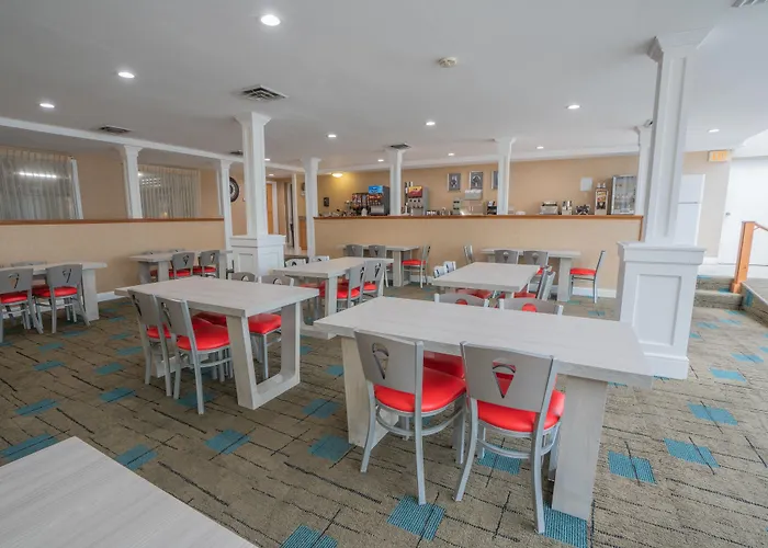 Ambassador Inn And Suites