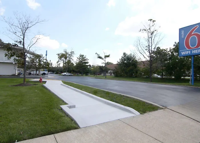 Motel 6-Middleburg Heights, Oh - Cleveland