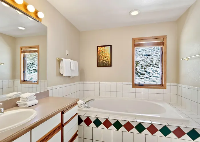 Gold Point Resort Breckenridge By Vacatia
