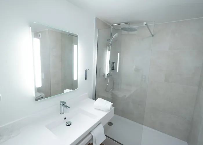 B&B Hotel Mons Gare