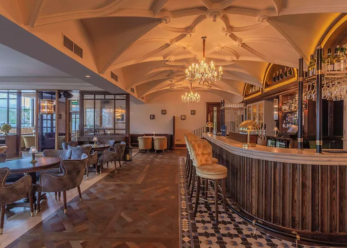 Glenroyal Hotel