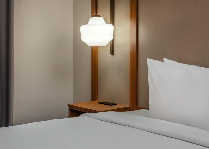 Fairfield Inn & Suites By Marriott Brunswick Freeport