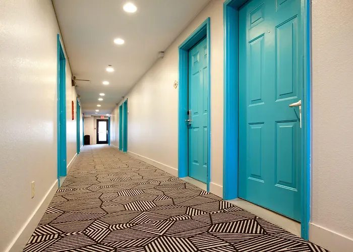 Inn At Seaside