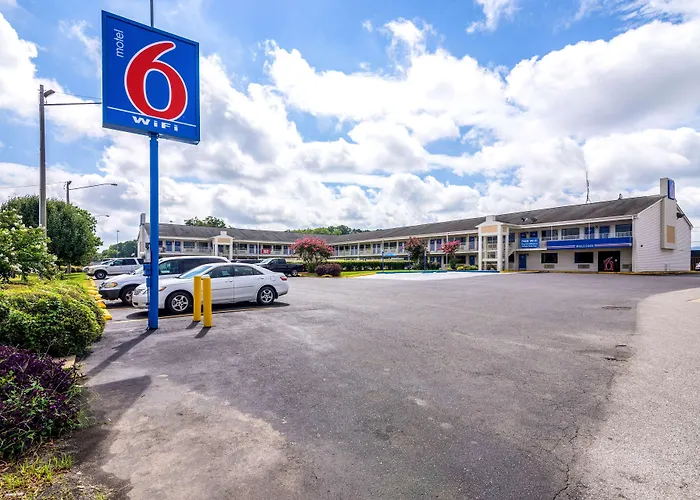 Motel 6-Anniston, Al