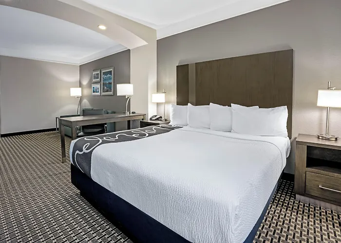 La Quinta By Wyndham Conroe