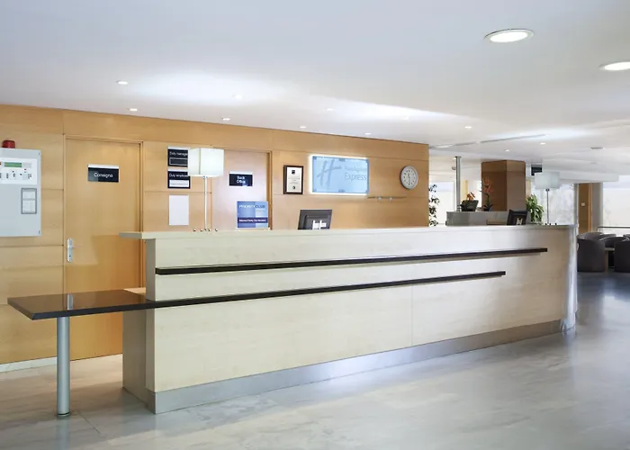 Holiday Inn Express Barcelona - Montmelo By Ihg