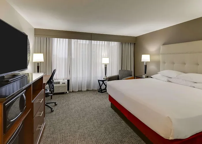 Drury Inn & Suites Columbus Dublin